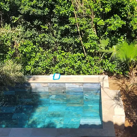 Pres De La Six-Fours-les-Plages